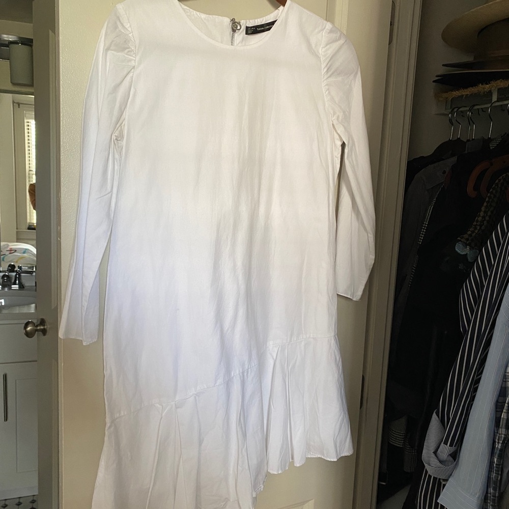 Zara white ruffle dress - Picture 2 of 6